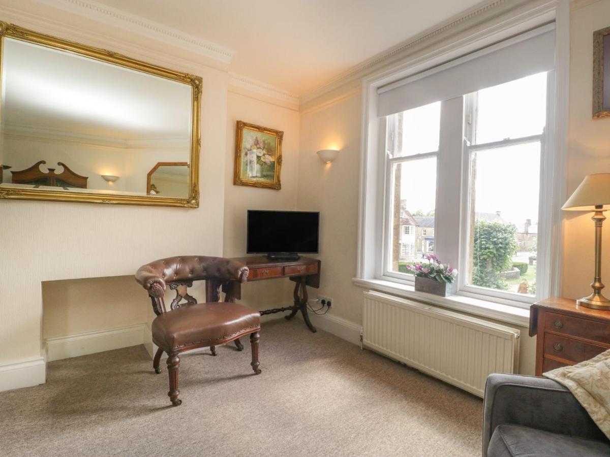 1 Abbey Court Leilighet Sherborne  Eksteriør bilde